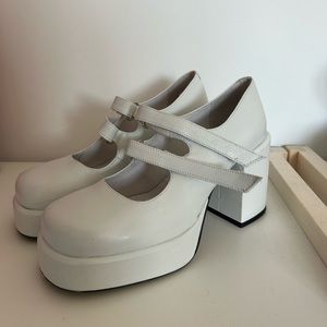 WHITE MARY JANE HEELS